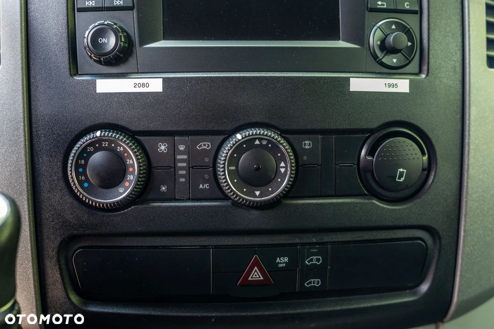 Mercedes-Benz Sprinter 319 W906 FL - 12