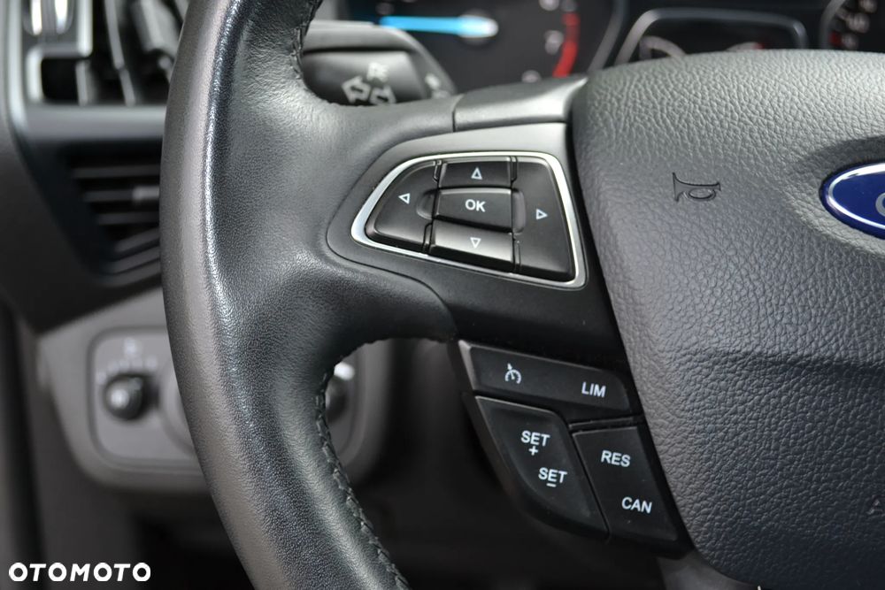 Ford Kuga 1.5 EcoBoost 2x4 SYNC - 24