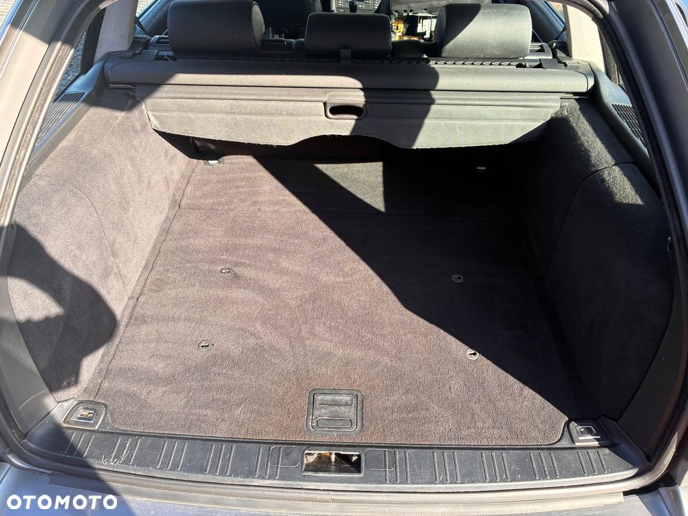 BMW Seria 5 - 12