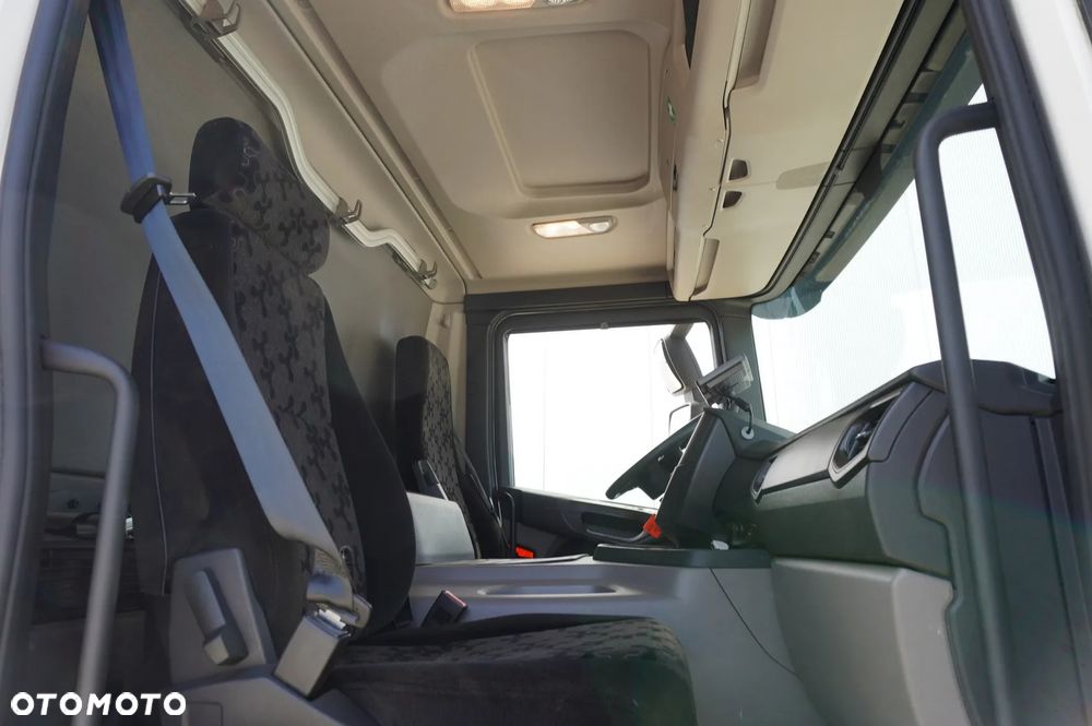 Scania P280 4×2 / 140 tys. km! / 735 cm rama - 22