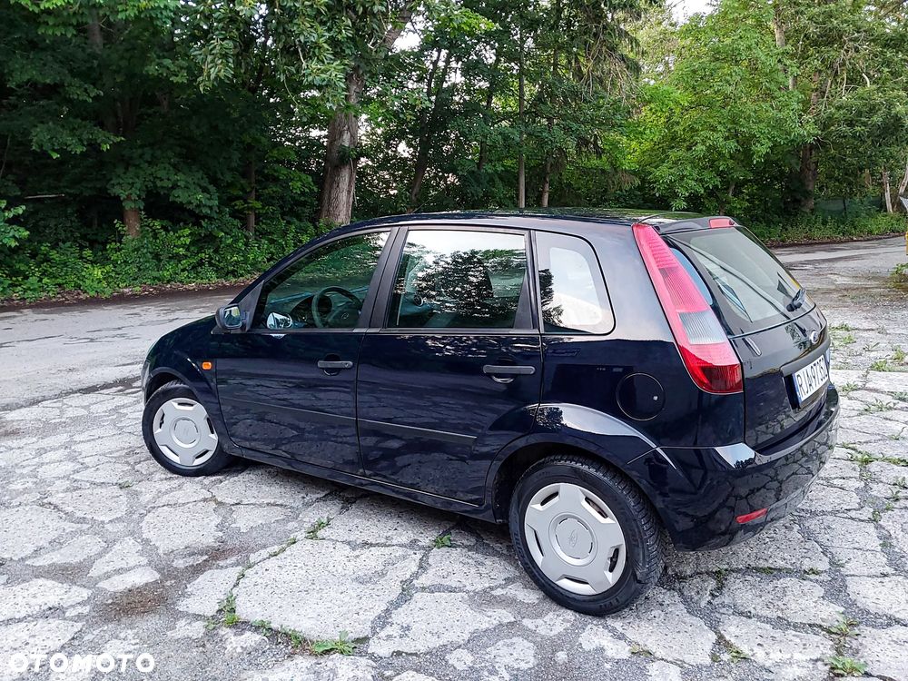 Ford Fiesta 1.3 - 10