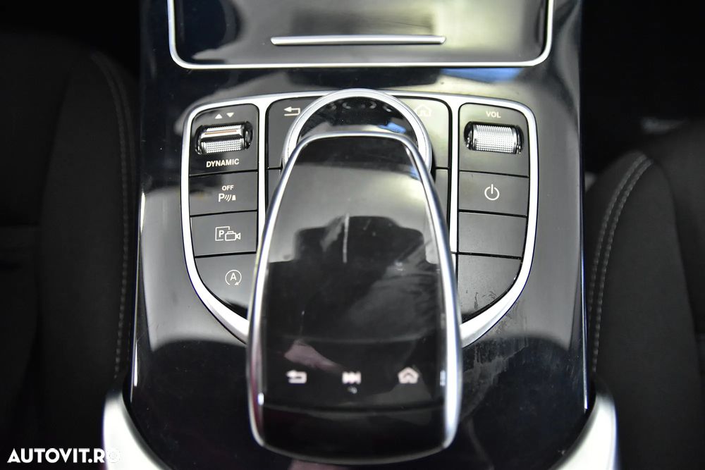 Mercedes-Benz C 220 d 4MATIC Aut - 17