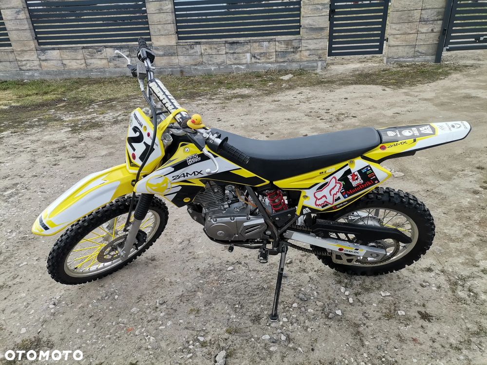 Suzuki DR-Z - 3