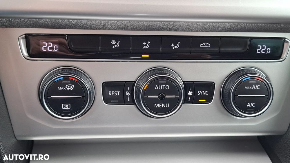 Volkswagen Passat 1.6 TDI (BlueMotion Technology) DSG Comfortline - 22