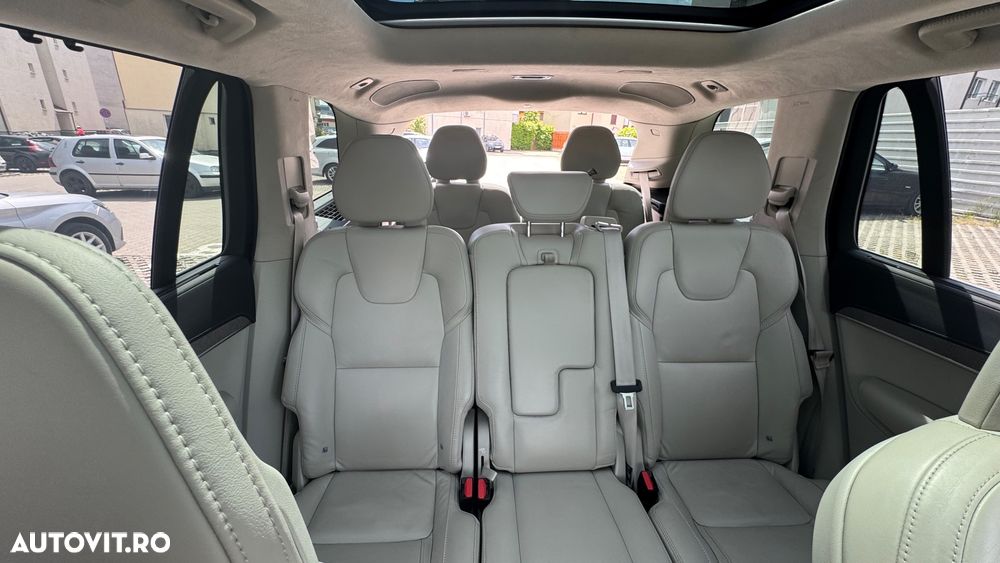 Volvo XC 90 - 16