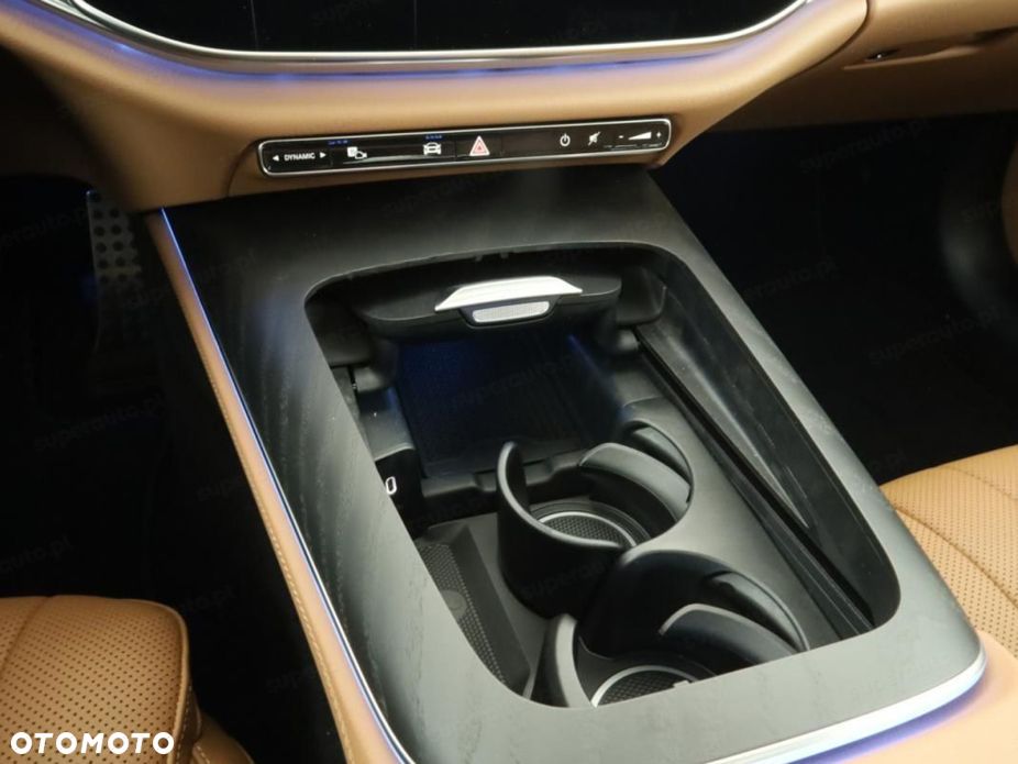 Mercedes-Benz Klasa E 220 d mHEV 4-Matic Exclusive 9G-Tronic - 10