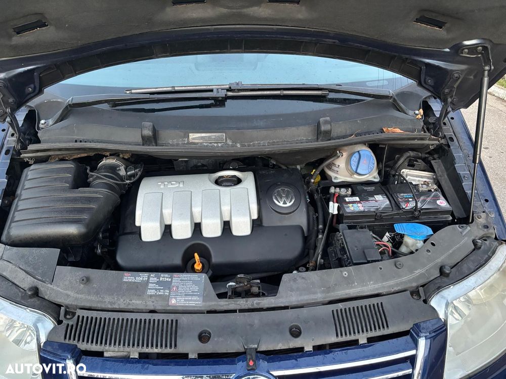 Volkswagen Sharan - 10