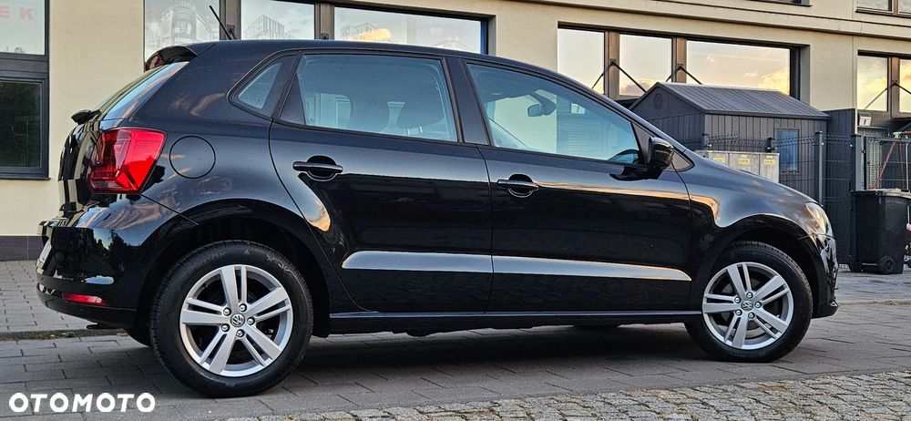 Volkswagen Polo 1.0 Comfortline - 24