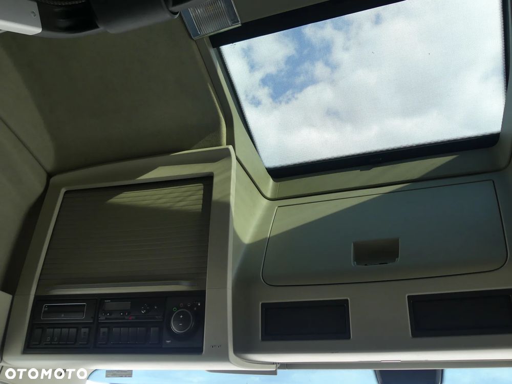 Volvo FH4 460 / EURO 6 / AUTOMAT / STANDARD / - 36