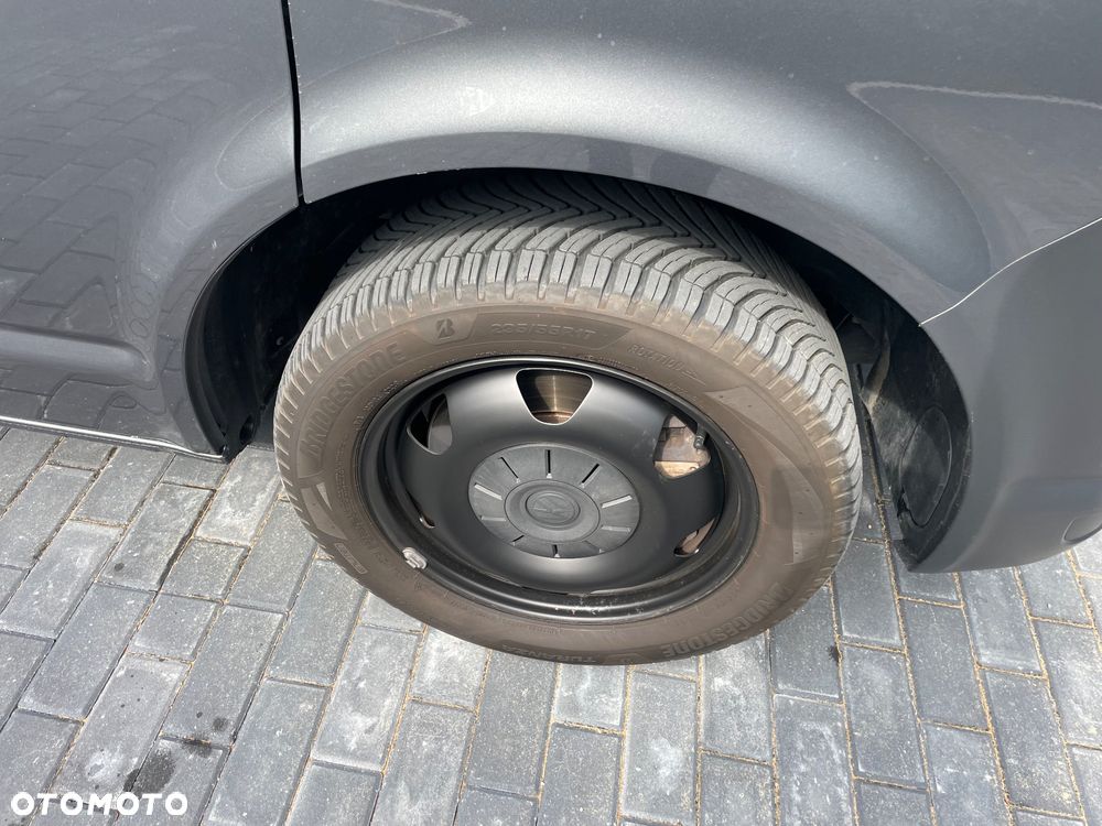 Volkswagen Transporter - 25