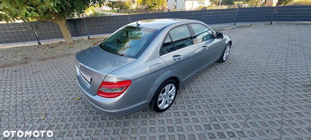 Mercedes-Benz Klasa C - 23