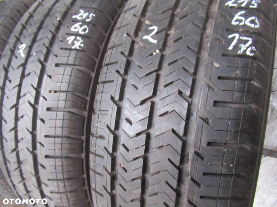 4x Michelin Agilis + 215/60/17c 104/102H lato 8,5 mm - 2