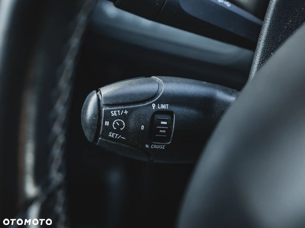 Peugeot 2008 - 34