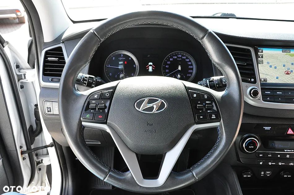 Hyundai Tucson 2.0 CRDI BlueDrive GO Plus 2WD - 22