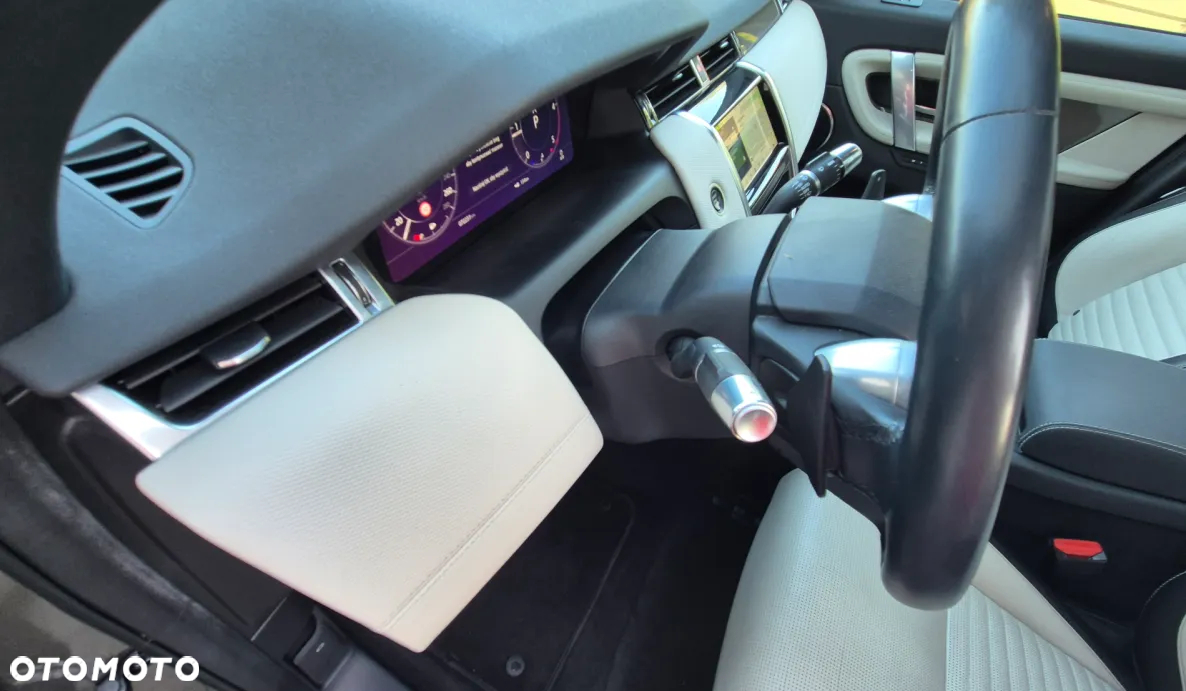Land Rover Discovery Sport 2.0 SD4 SE - 19