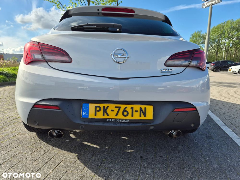 Opel Astra - 4