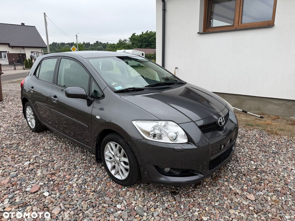 Toyota Auris 1.6 VVT-i Luna