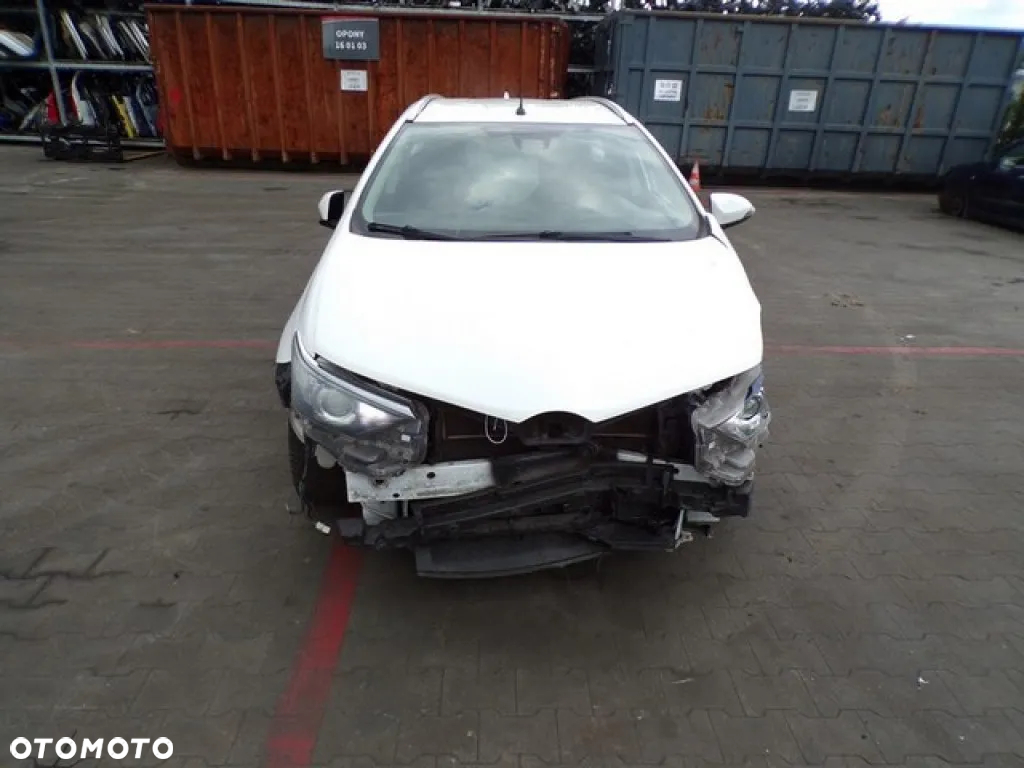 Części - Toyota Auris 2 II 1.8 HYBRID KOMBI 16R - 2