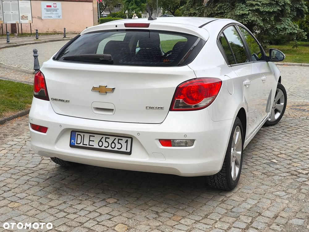 Chevrolet Cruze 1.8 LT+ - 17