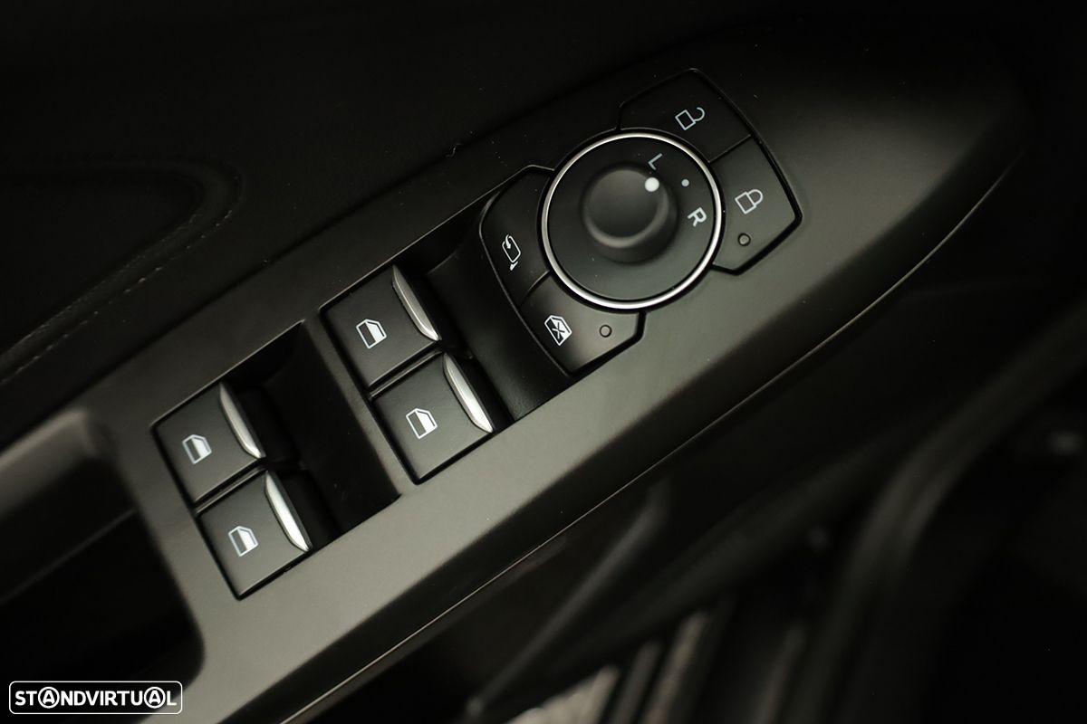 Ford Focus - 18