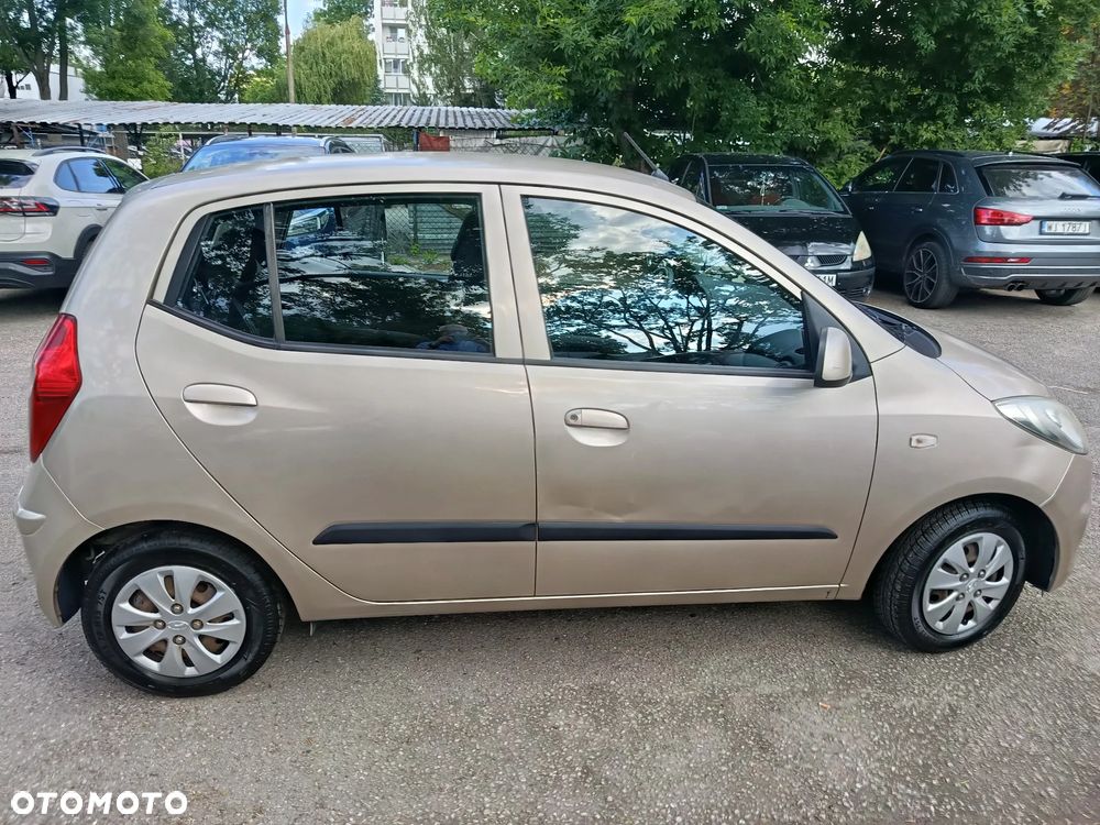 Hyundai i10 1.1 Base - 3