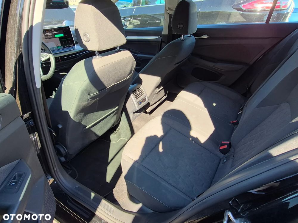 Volkswagen Golf - 16