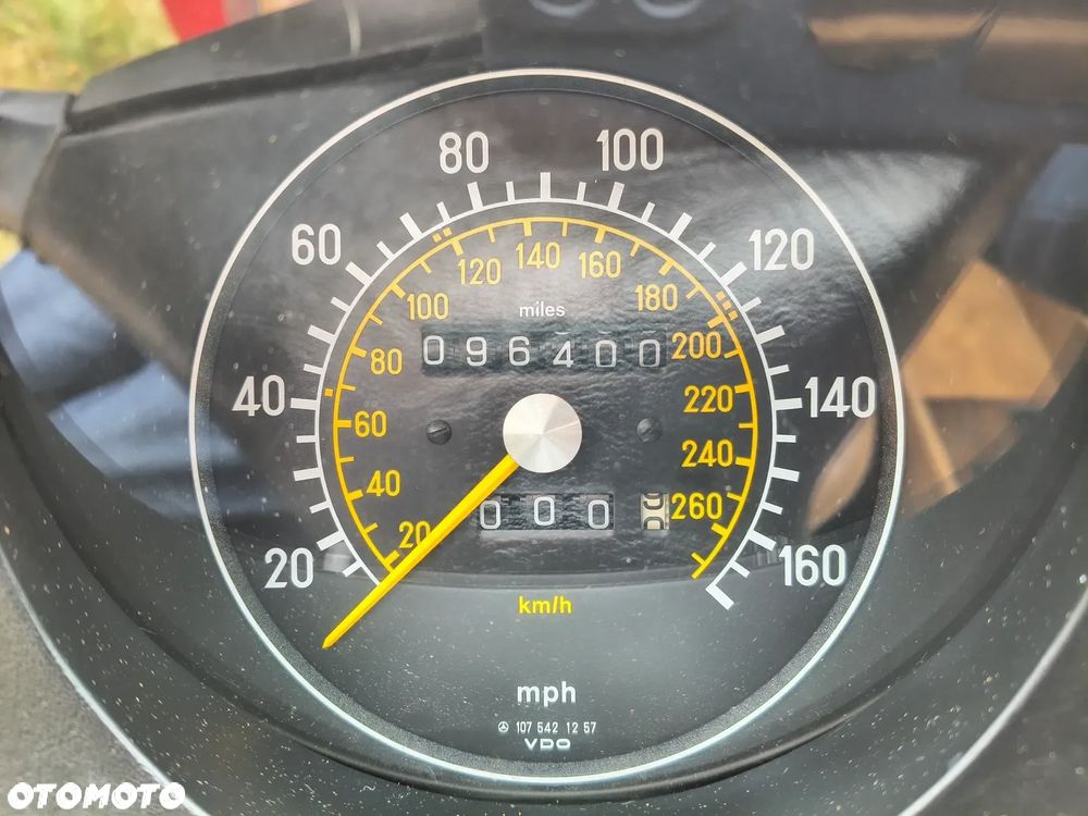 Mercedes-Benz SL - 11