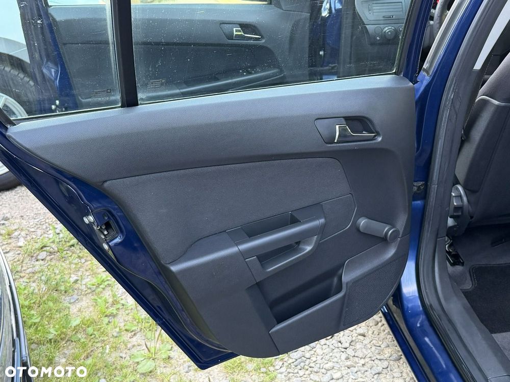 Opel Astra - 15