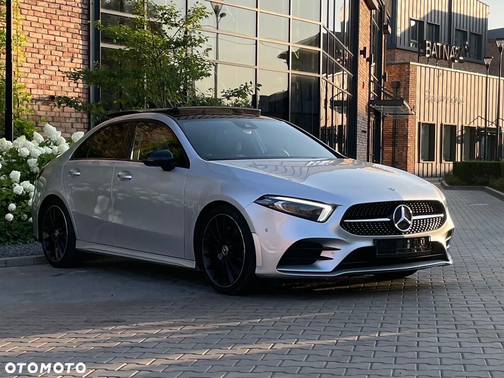 Mercedes-Benz Klasa A 220 d 8G-DCT AMG Line - 4