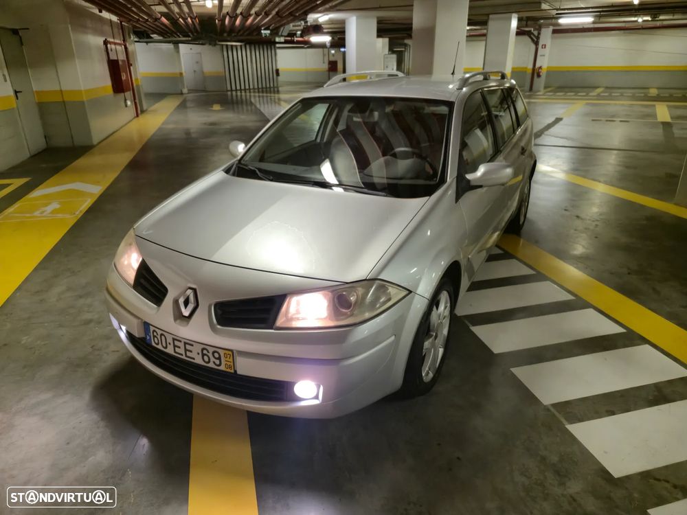 Renault Mégane Break 1.5 dCi Dynamique Luxe - 1