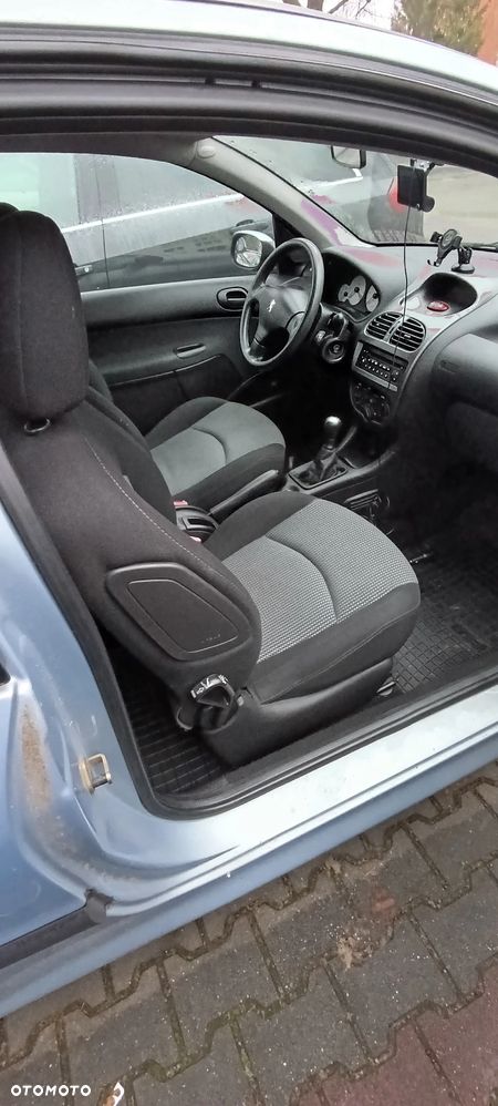 Peugeot 206 - 14