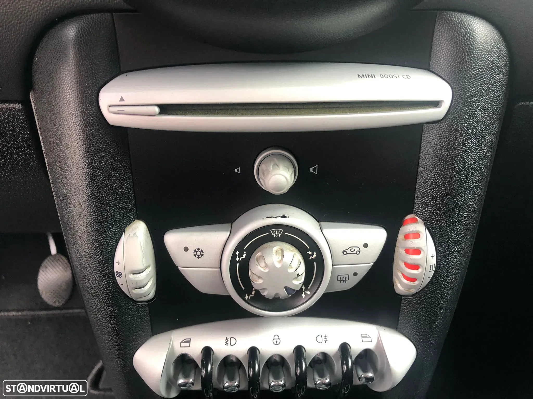 MINI 3 Portas Cooper D - 10