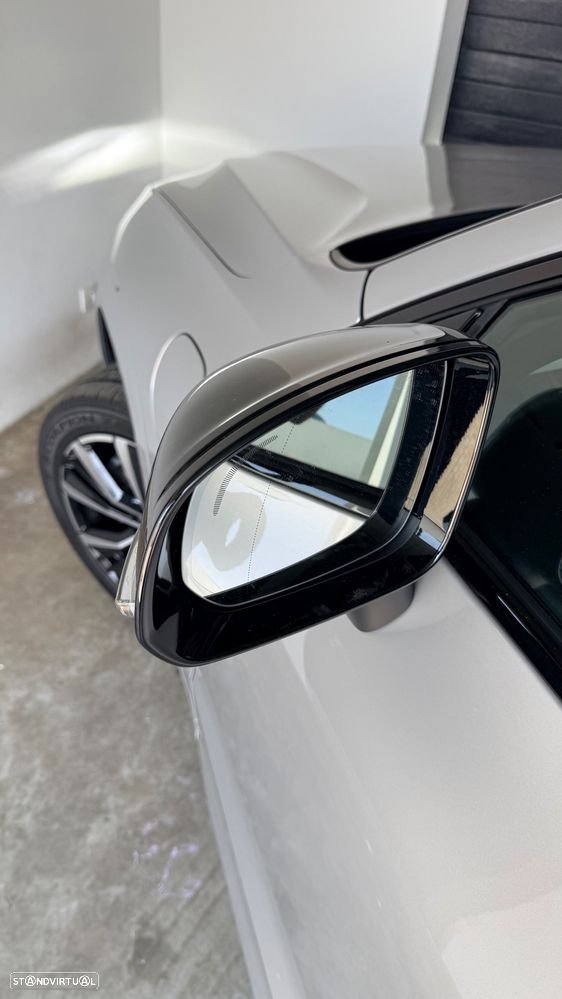 Volvo XC 60 2.0 T6 PHEV R-Design Expression AWD - 25