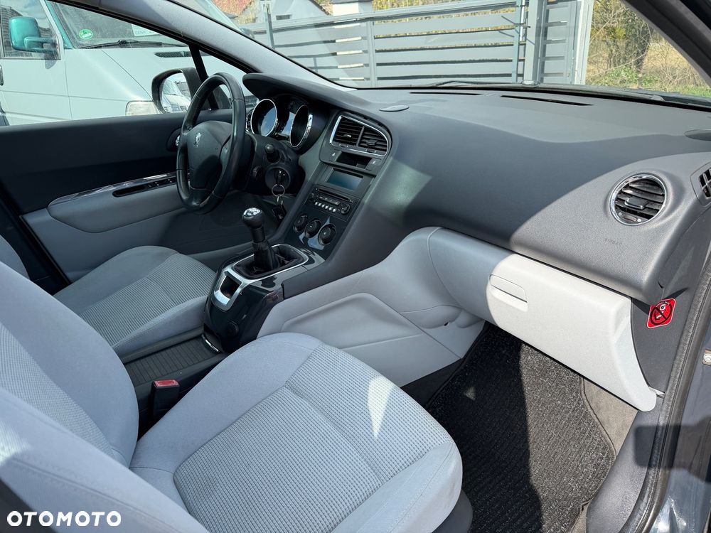 Peugeot 5008 1.6 Active - 21