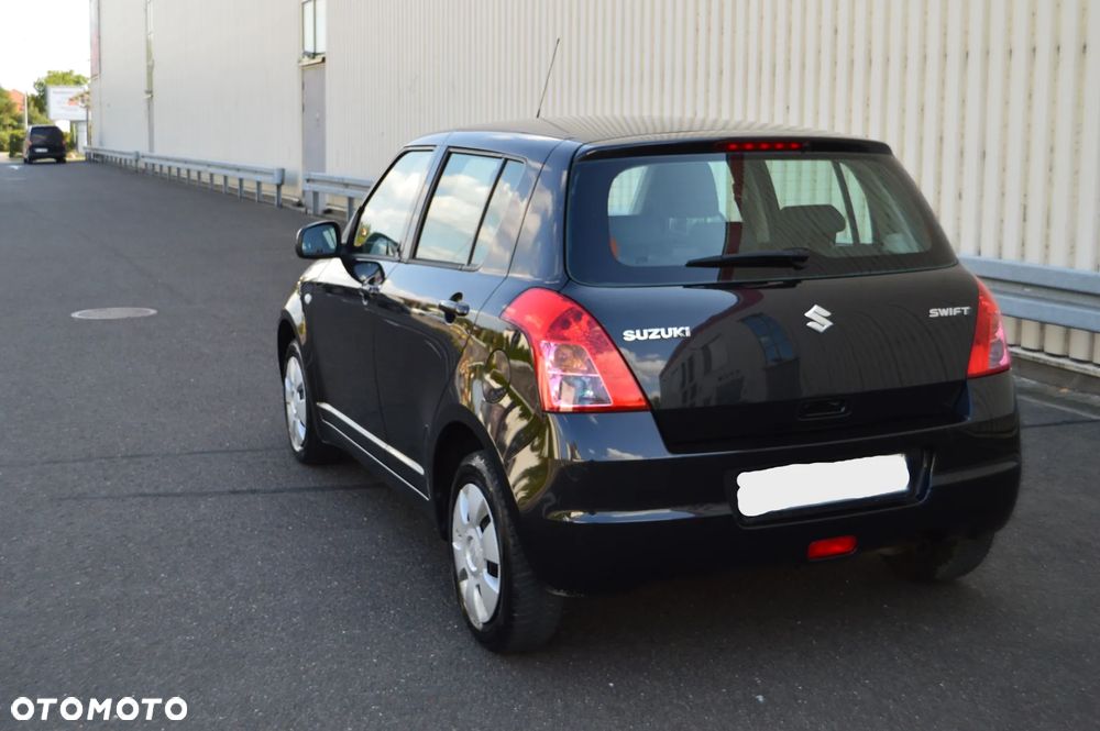 Suzuki Swift - 5