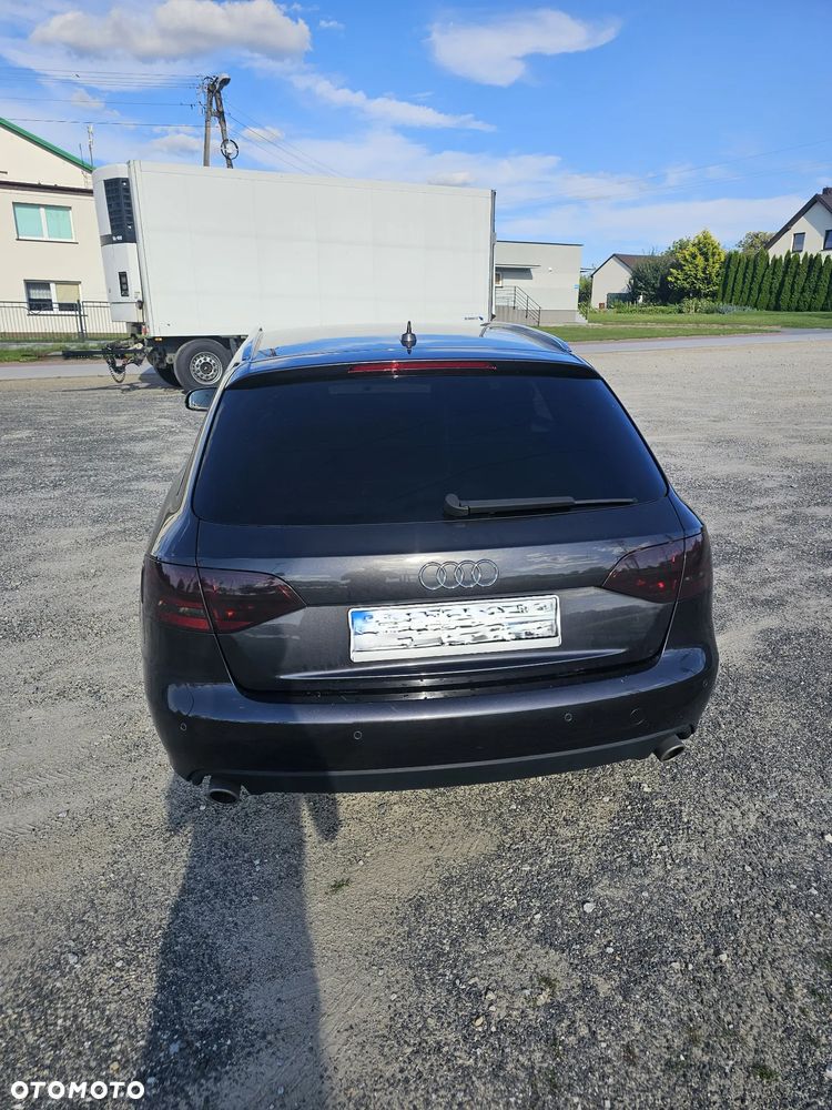 Audi A4 Avant 3.0 TDI Quattro Tiptronic - 5