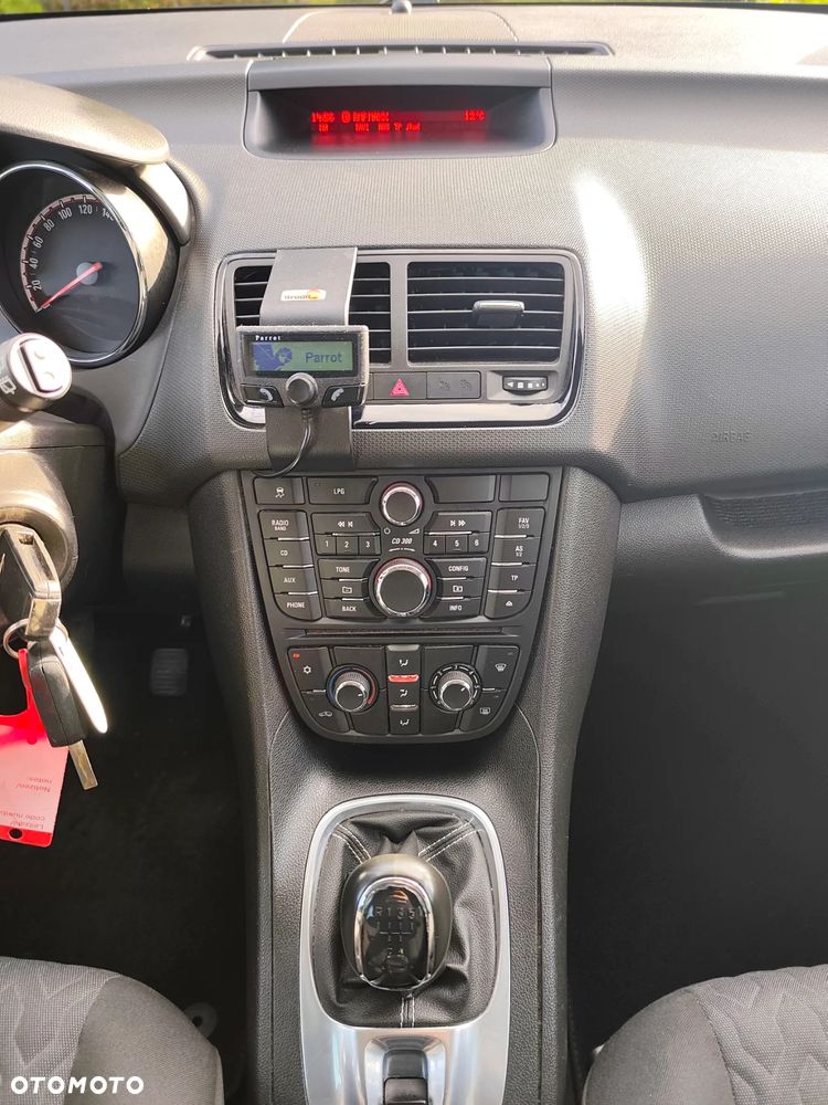 Opel Meriva - 19