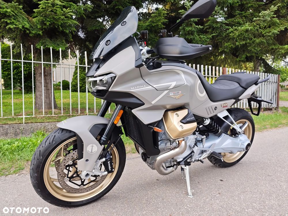 Moto Guzzi V100 Mandello - 2