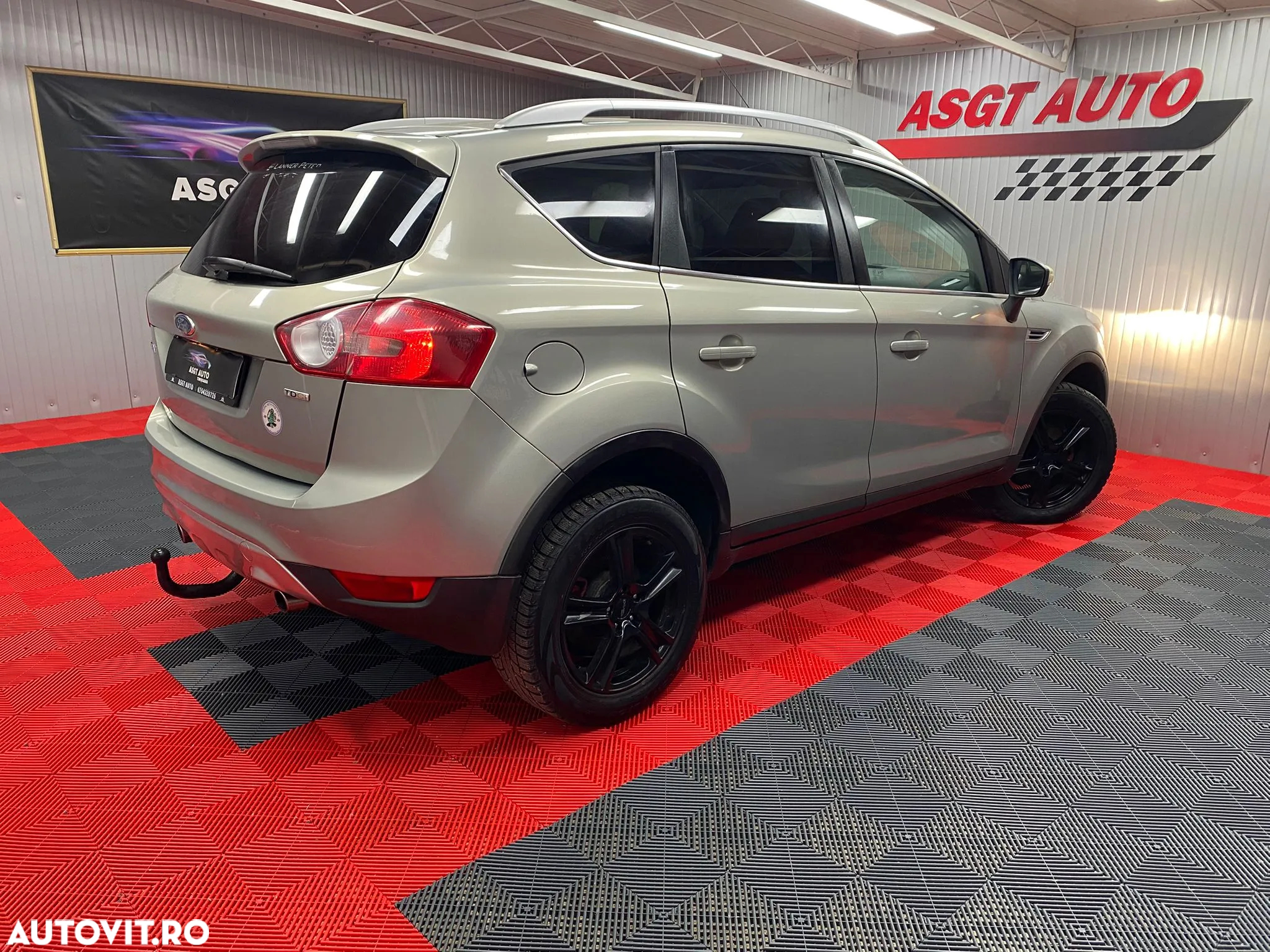Ford Kuga - 7