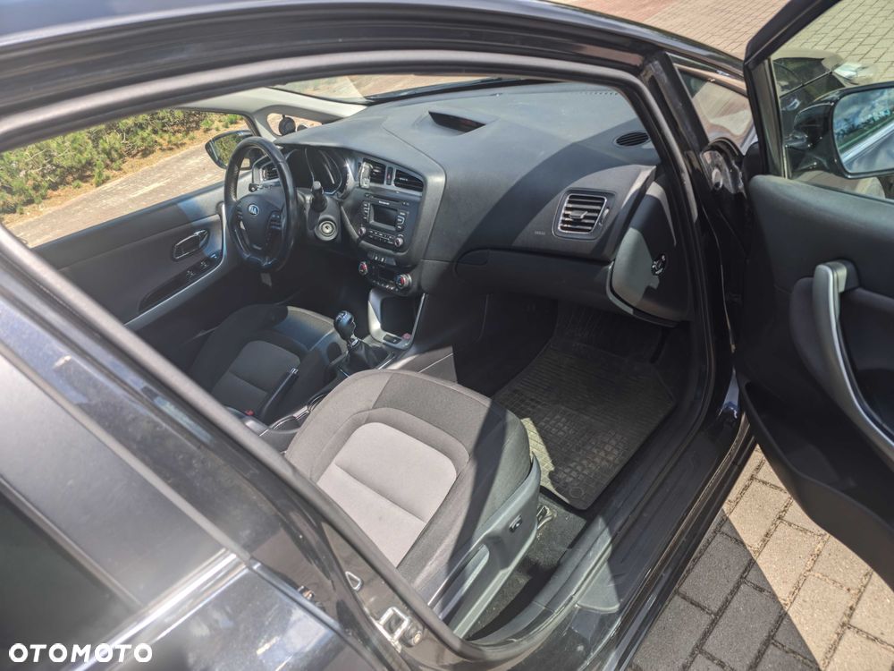 Kia Ceed - 5