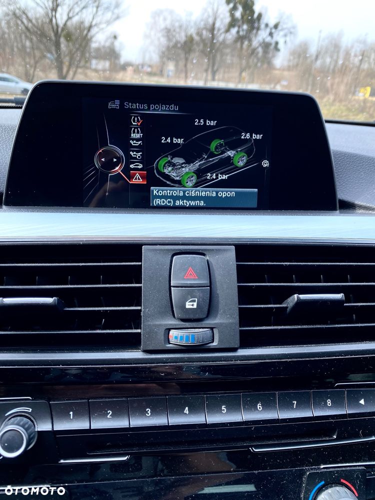 BMW Seria 3 325d DPF Edition Sport - 19