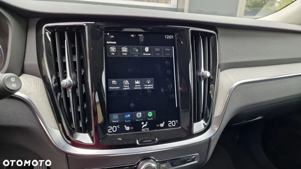 Volvo V60 Cross Country D4 AWD Geartronic - 33