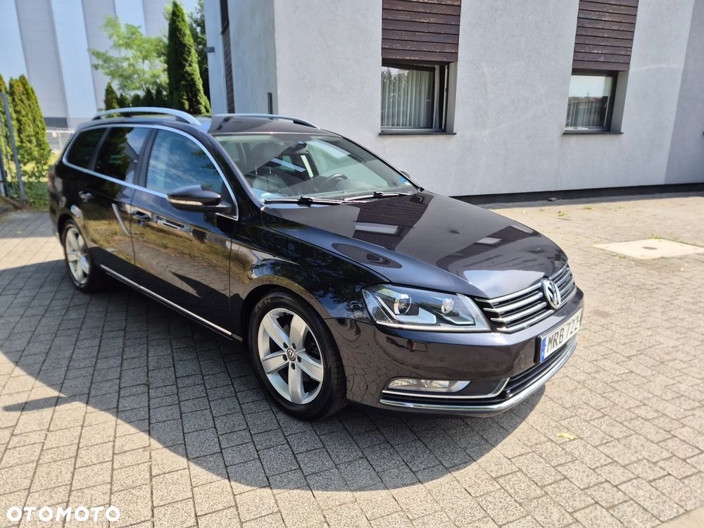 Volkswagen Passat 2.0 TDI DPF DSG Highline - 2
