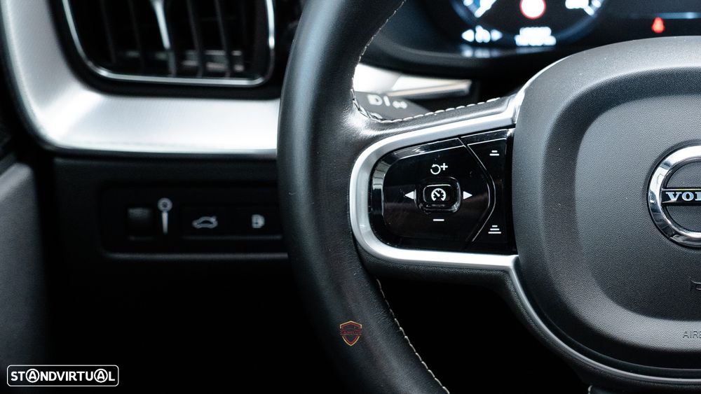 Volvo XC 60 2.0 T8 PHEV Polestar Engineered AWD - 24