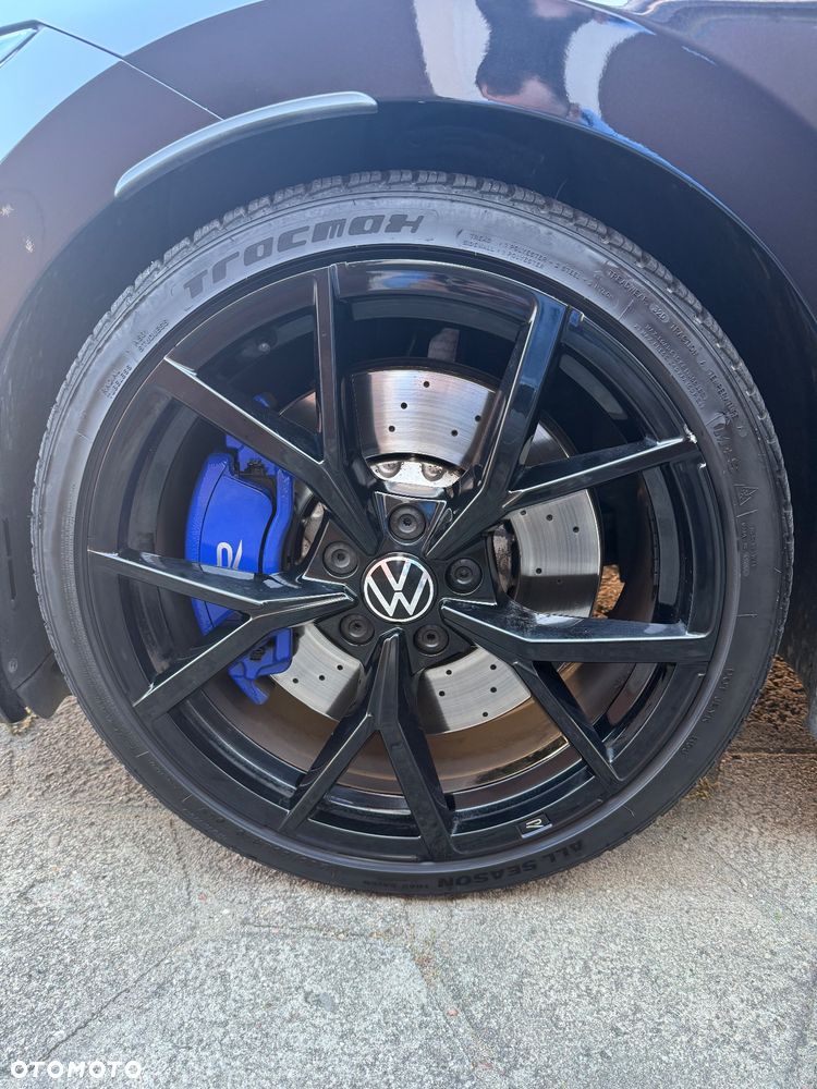 Volkswagen Golf - 19