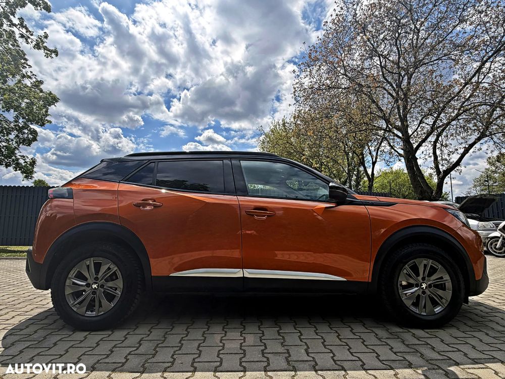 Peugeot 2008 156 GT Exclusive - 10