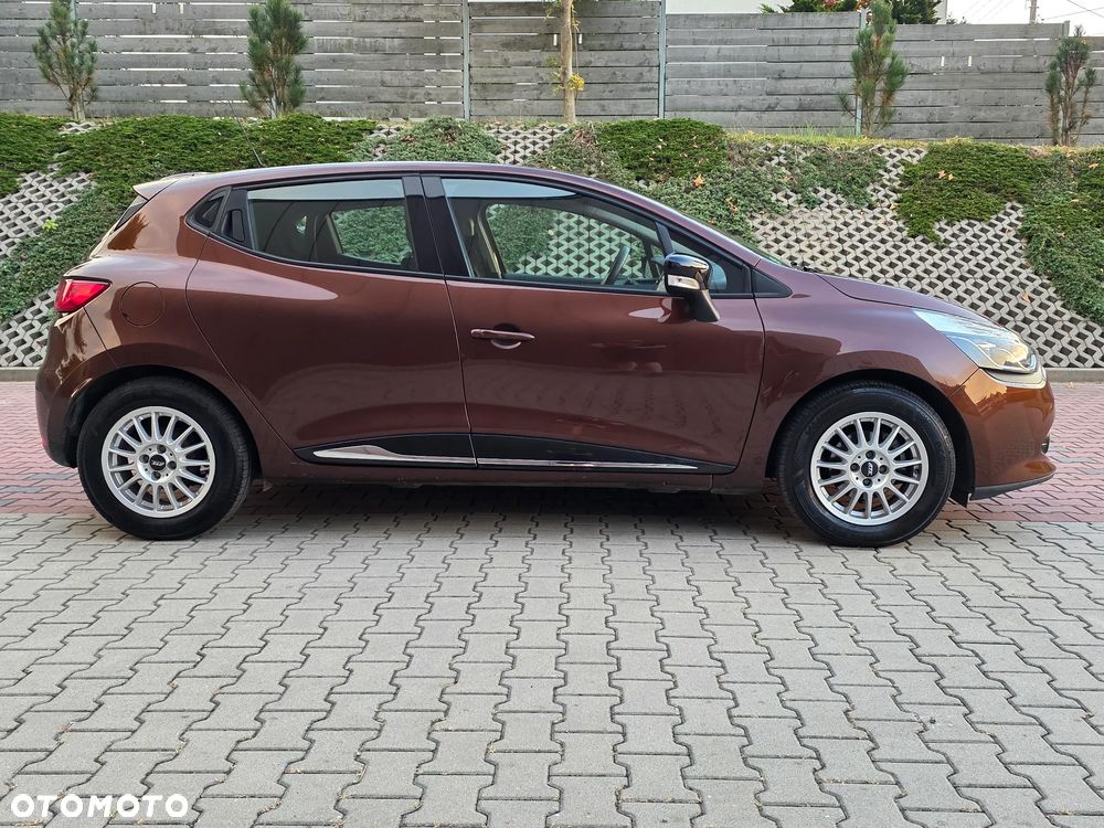 Renault Clio - 8