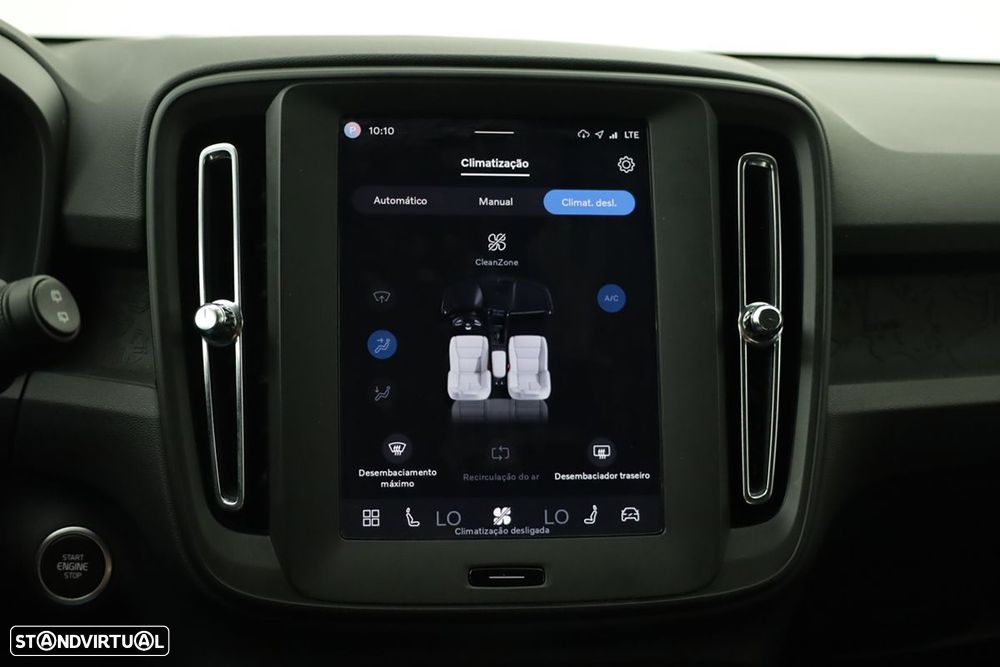 Volvo XC 40 2.0 B3 Essential - 11