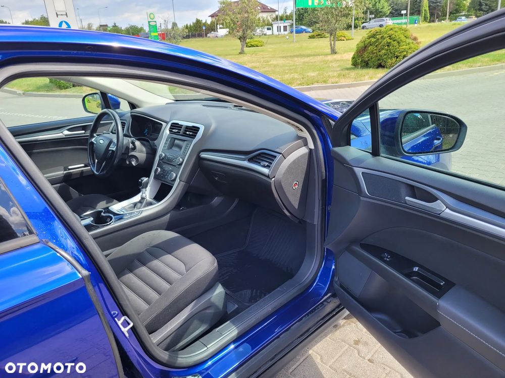 Ford Mondeo - 12