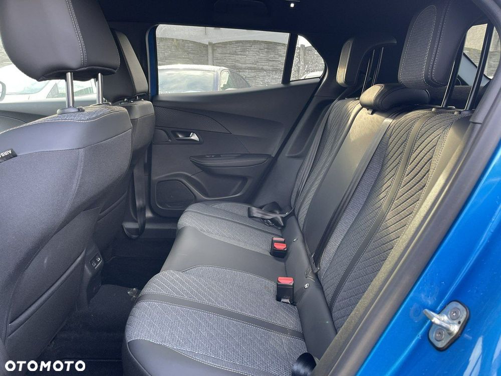 Peugeot 2008 1.2 PureTech Allure Pack S&S EAT8 - 10